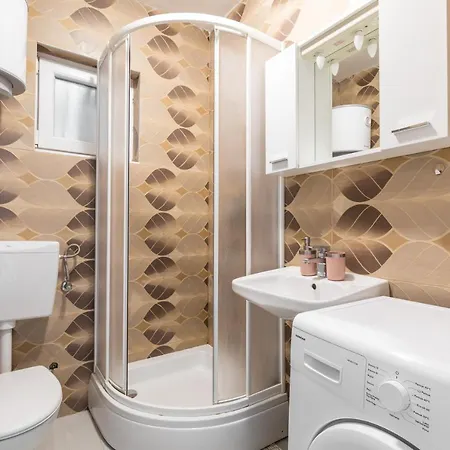 Jakelic House Apartment *